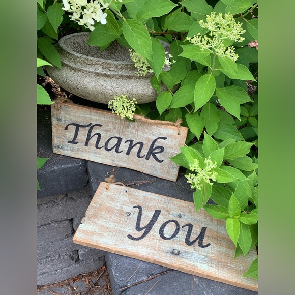 2 RUSTIC WEDDING/SHOWER WOODEN SIGNS “THANK YOU” for FARM STYLE EVENT - Picture 1 of 8